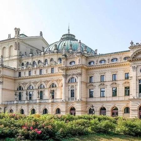 Amen Aparthotel Residence Krakow Dış mekan fotoğraf
